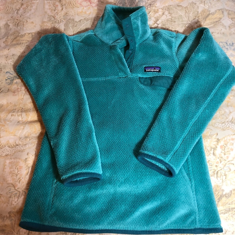 Women’s Patagonia retool Snap pullover. XS